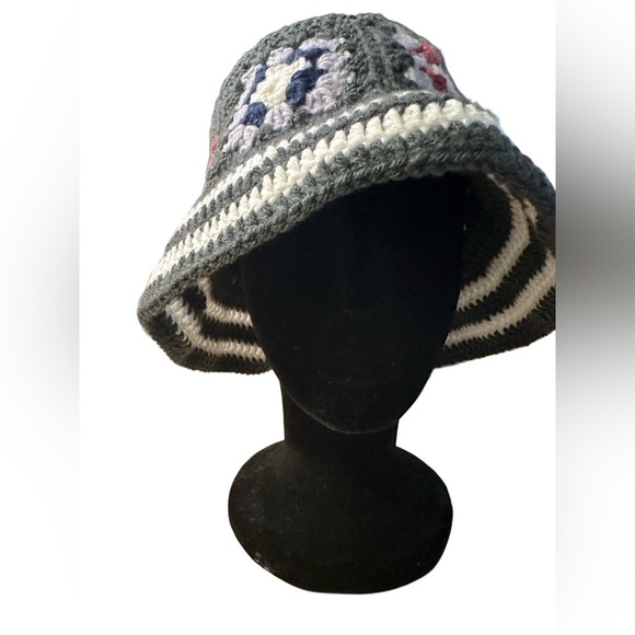 NEW Hand Crochet Boho Unisex Granny Squares Bucket Hat - Picture 1 of 10